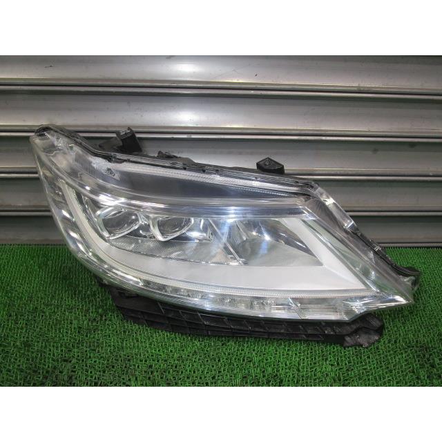 オデッセイ DBA-RC1 右ヘッドランプ 33100-T6A-N01 コイト 100-18075