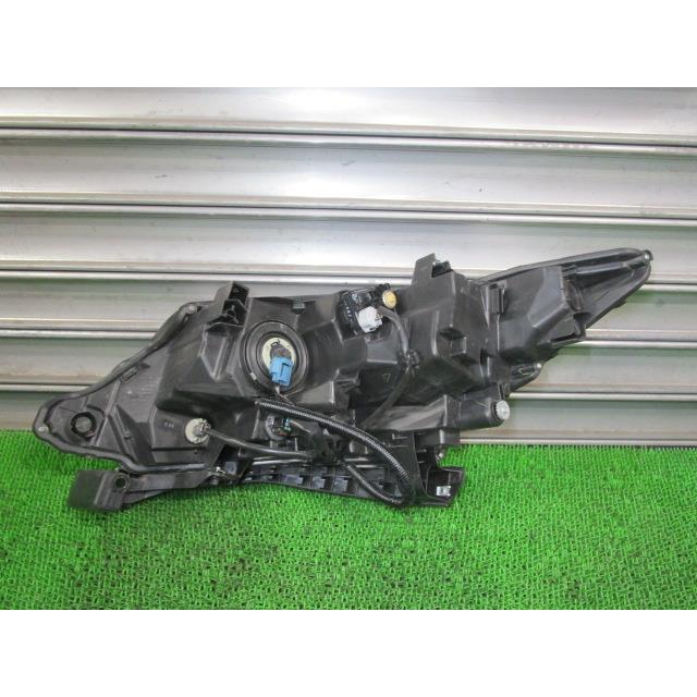 オデッセイ DBA-RC1 右ヘッドランプ 33100-T6A-N01 コイト 100-18075