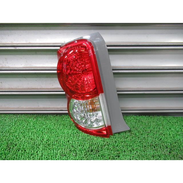 カローラ　ルミオン　後期　純正　テールランプ　左右　新車外し カローラ ルミオン 後期 純正 テールランプ 左右 新車外し