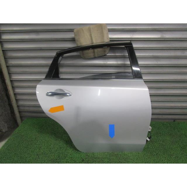 ☆NISSAN☆ 日産 ティアナ 右 リアドア DBA-L33 ティアナ DBA-L33 右リアドア H210M-3NUMA K23 ブリリアント