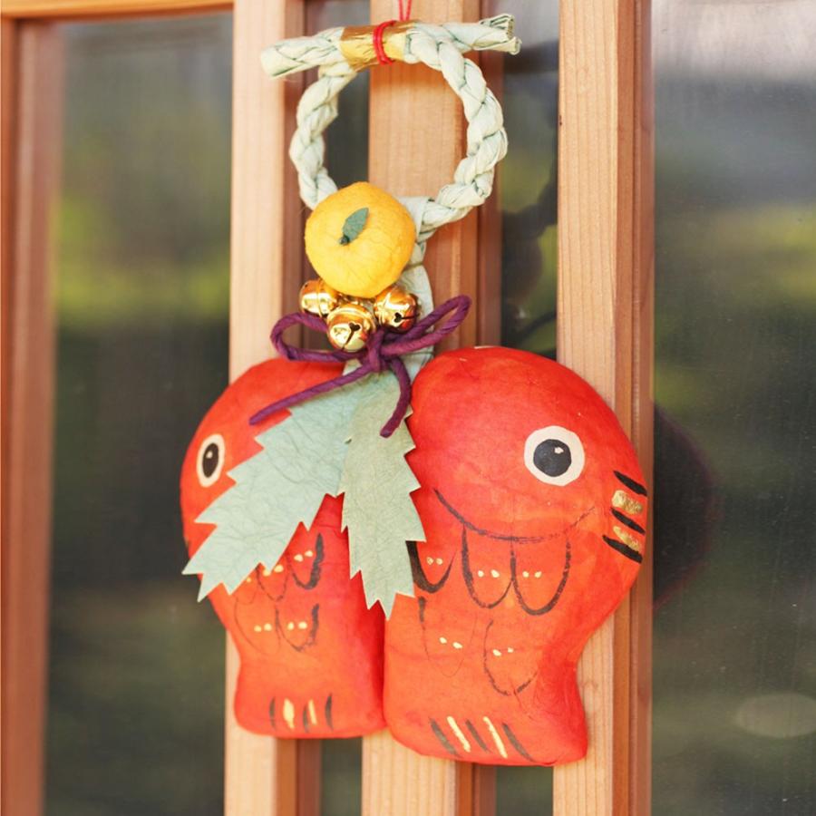 めでたや お正月飾り 玄関 張り子 向い鯛 おしゃれ 和紙 しめ縄 壁掛け