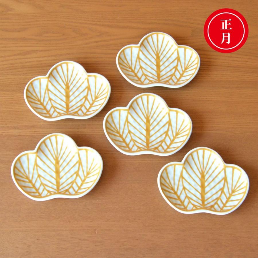 正月 食器 和食器 小皿 松葉 縁起物 有田焼 幸松葉（白）小皿 ５枚セット 化粧箱入り