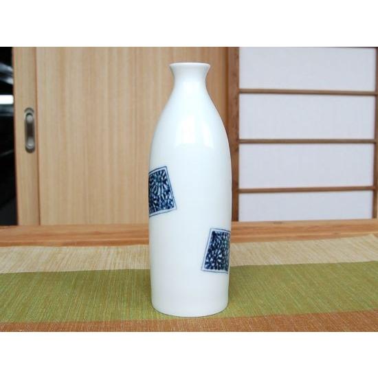 酒器セット 日本酒 徳利 おちょこセット （徳利1個 / ぐい呑み２個） 木箱入 有田焼 角紋タコ唐草｜onamae｜03