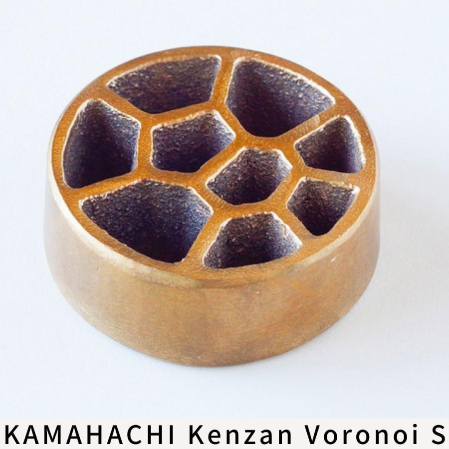 針のない剣山 登録第6606092号 花にも人にも優しい贈り物 : おなまえ