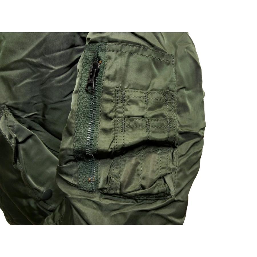 Alpha Industries（アルファ・インダストリーズ） MA-1 フライト