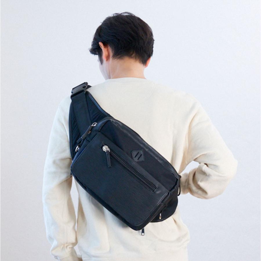 パパバッグ 型押しモデル 思いやりモデル パパコソ 抱っこ ウエストポーチ 抱っこサポート papakoso パパ＆ママ140人と考えた理想のパパバッグ | papakoso | 05