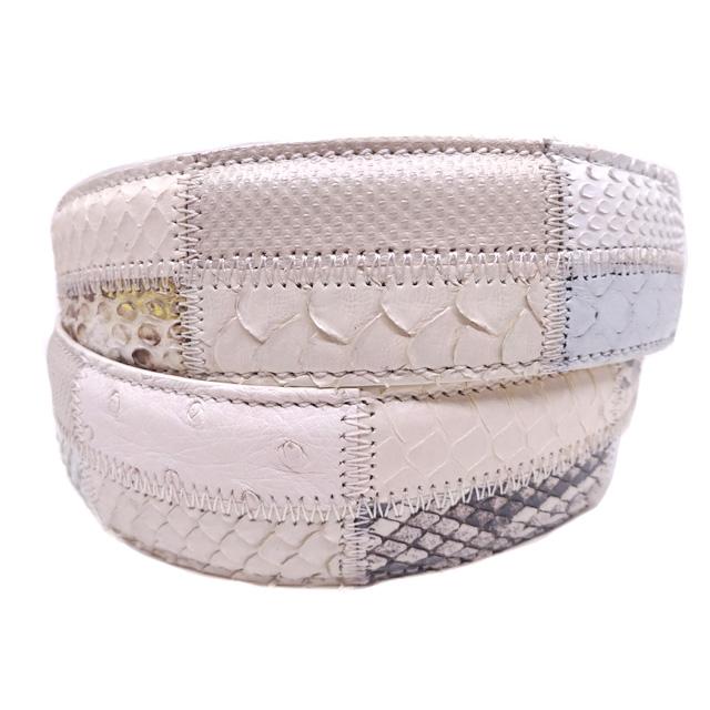 バレンチノ　ヘビ革 クラッチバッグ ホワイト/ゴールド バレンチノヘビ革 クラッチバッグ ホワイト/ゴールド