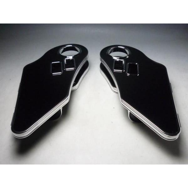 ファイター 純正 運転席側 メッキヘッドランプベゼル ステップ