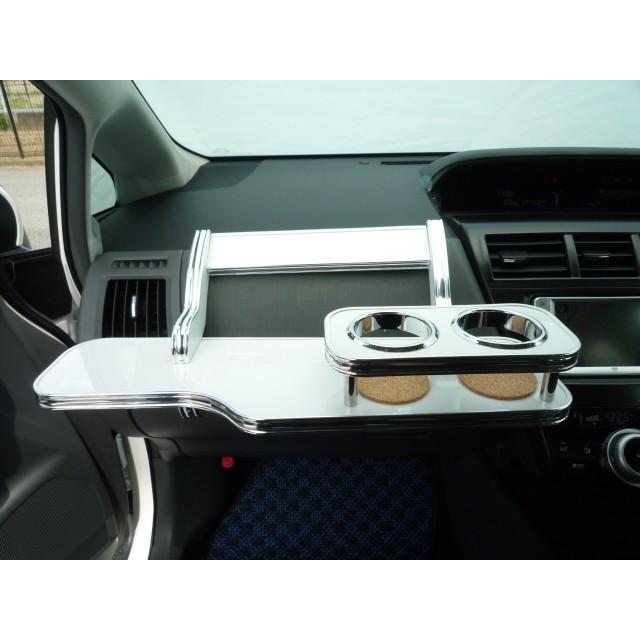 フリード GT6 純正オプション 折りたたみセンターテーブル カバー付き