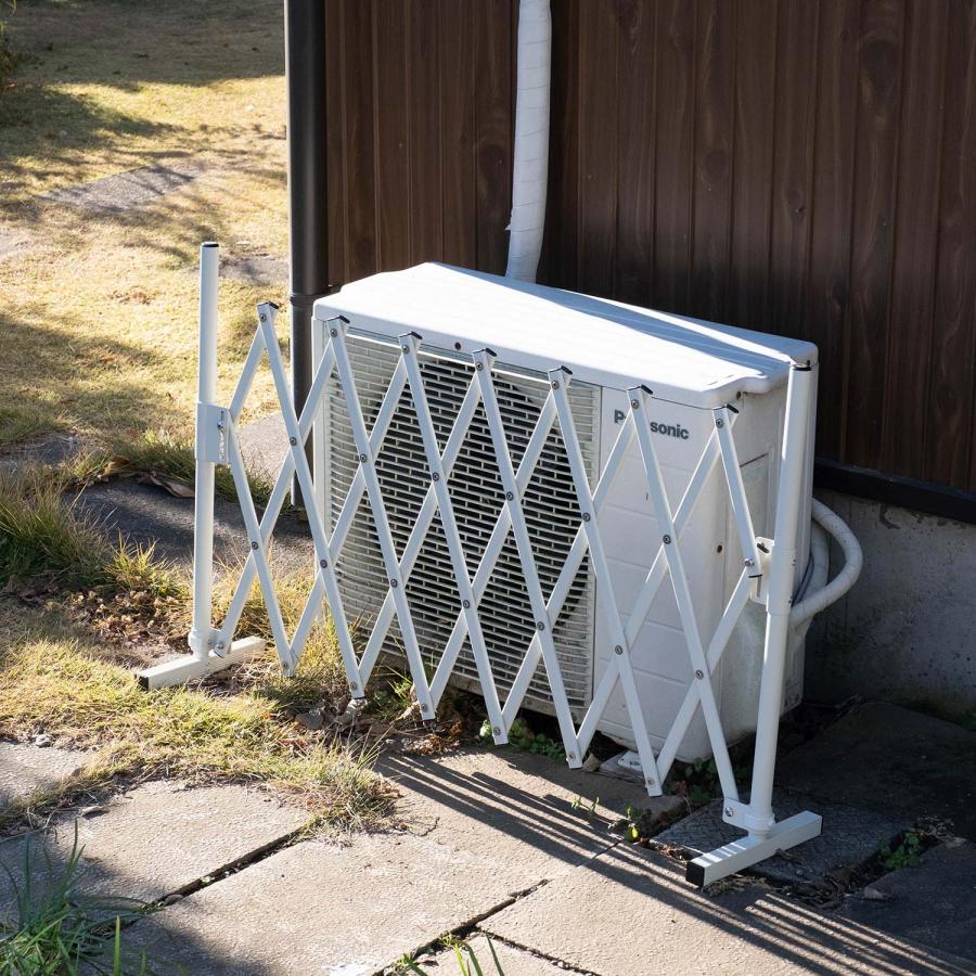 アルミ 伸縮 ゲート フェンス 高さ61〜81cm 幅26〜150cm 置くだけ ペットゲート ペットフェンス 屋内 屋外 防犯 侵入防止 仕切り 軽量 コンパクト ASF150 |  | 13