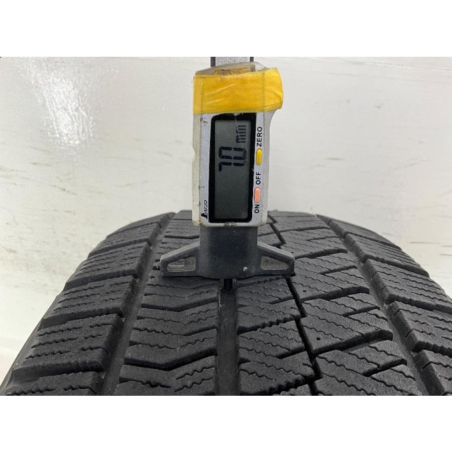 BRIDGESTONE vrx2 未使用　1本 ブリザック VRX2 中古タイヤ 1本のみ 225/60R17 99Q ブリヂストン