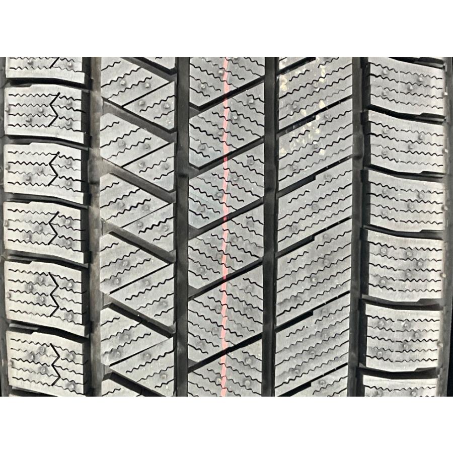 未使用 4本セット 235/65R18 106Q ブリヂストン BLIZZAK VRX3 冬