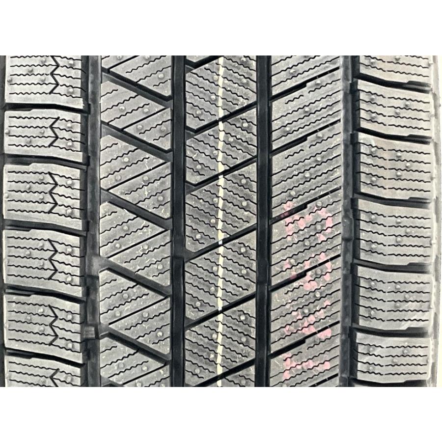 未使用 2本セット VRX3ブリヂストン 205／55R17 BRIDGESTONE（ブリヂストン） 未使用 2本セット 205/55R17 95Q BLIZZAK