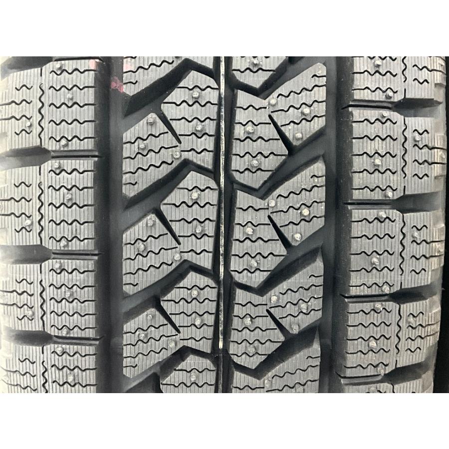 BLIZZAK W979 15インチスタッドレス2本 BRIDGESTONE（ブリヂストン） 未使用 2本セット 185/65R15 101/99L