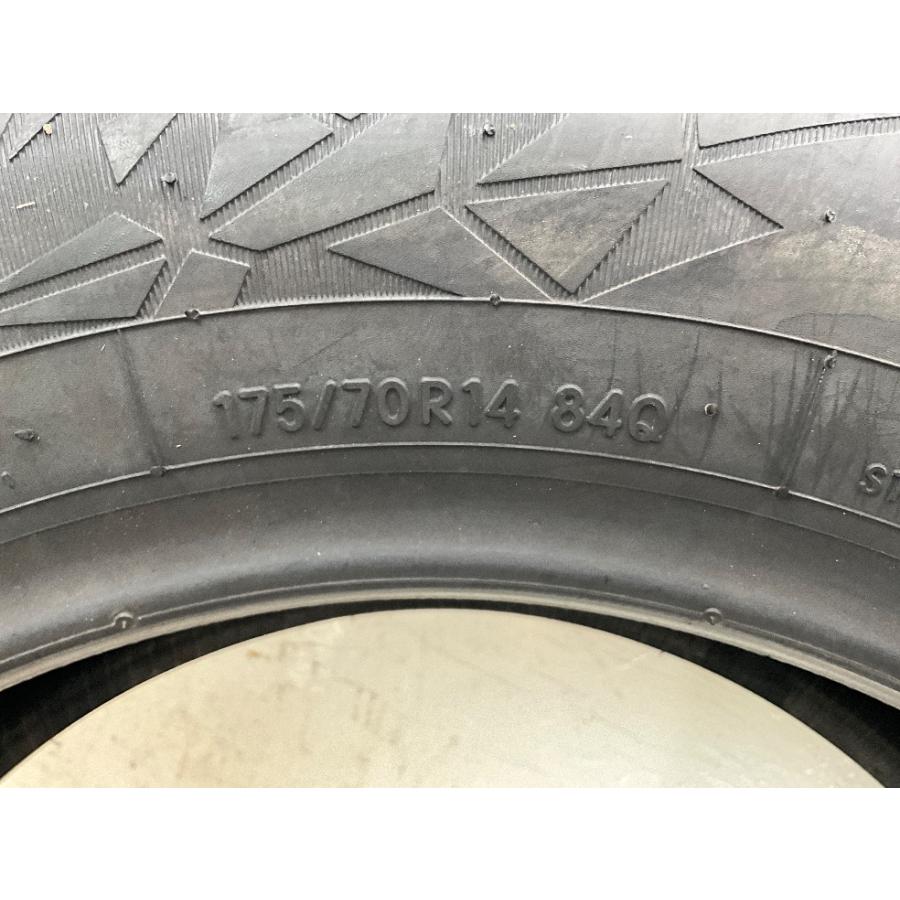 新品タイヤ 処分特価 2本セット 175/70R14 84Q トーヨー OBSERVE GIZ 2 冬 スタッドレス 175/70/14 シエンタ/ポルテ  b14403の画像