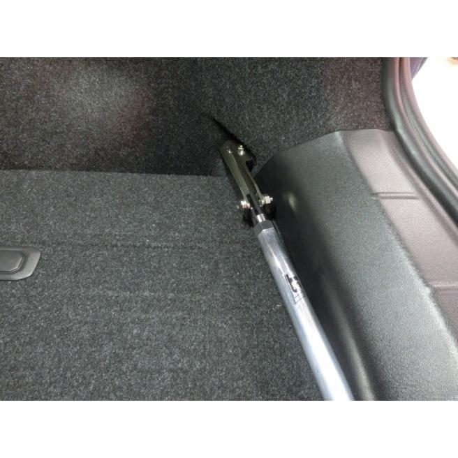 ボルボ(VOLVO)V40（MB） VST カーゴルームバー （メーカー取り寄せ品