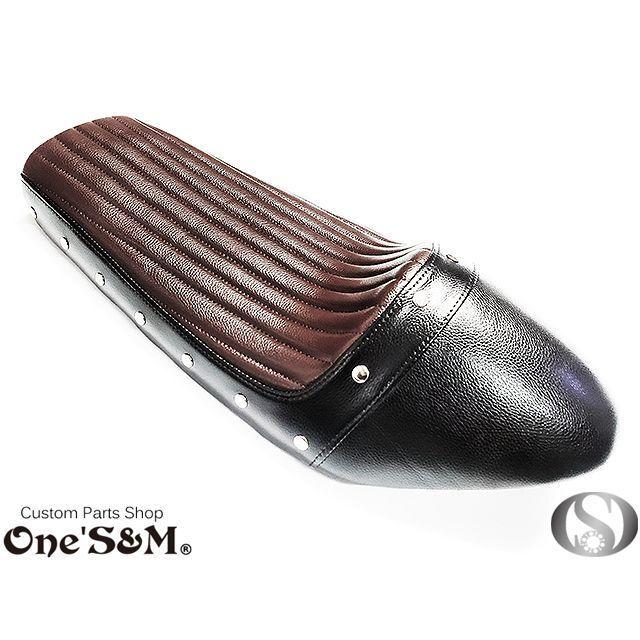 SR400 SR500 汎用 バーチカル カフェシート セミダブル スタッド