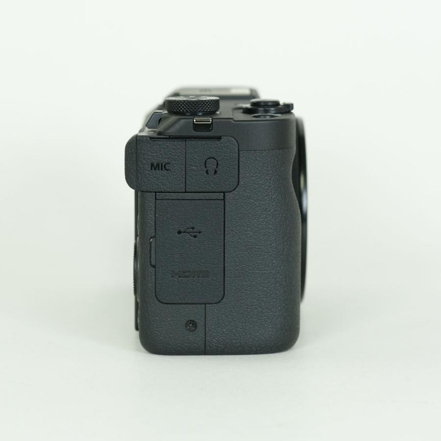 美品 | オートレンズキャップ付] Canon PowerShot V1 コンパクト