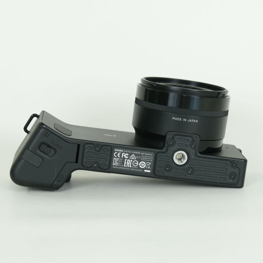 美品 | バッテリー2個・フード付] SIGMA dp2 Quattro コンパクト