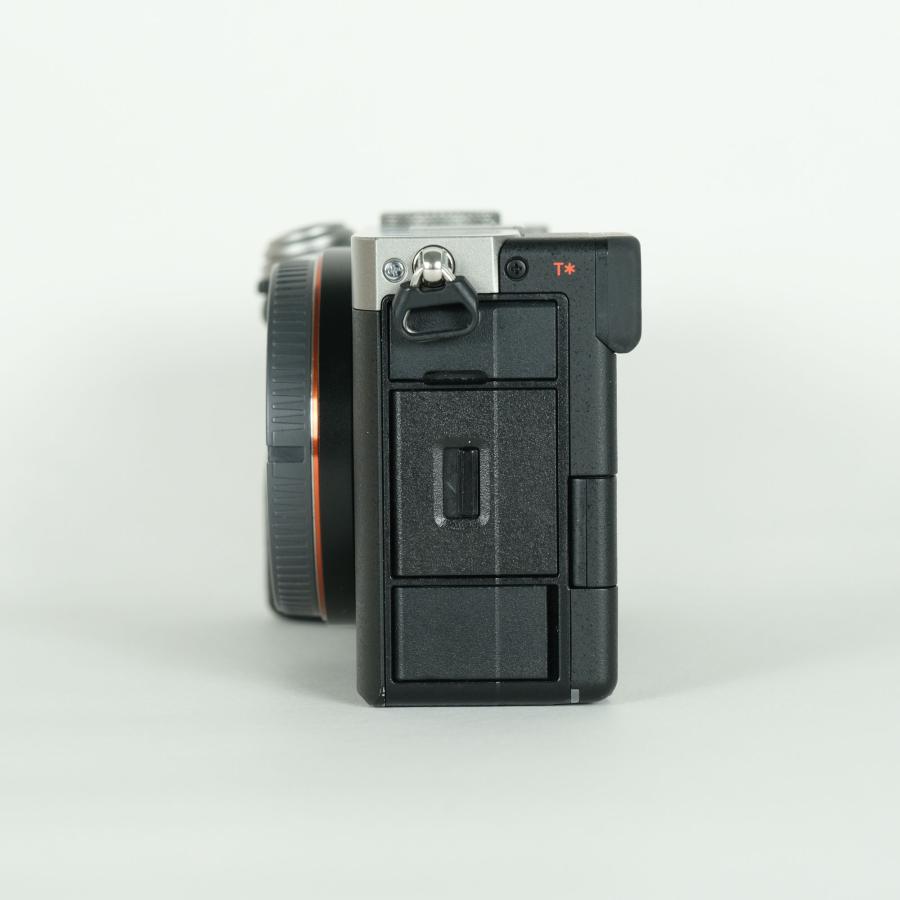 [美品 | シャッター数17,062回] SONY α7C II（ILCE-7CM2） [ボディ シルバー] | SONY Eマウント |  | 04