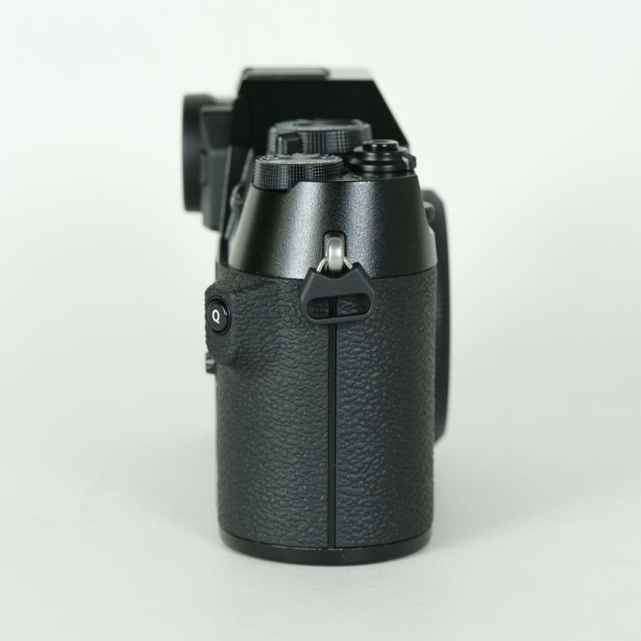美品 | シャッター数2,142回] FUJIFILM X-T50 [ボディ ブラック] X