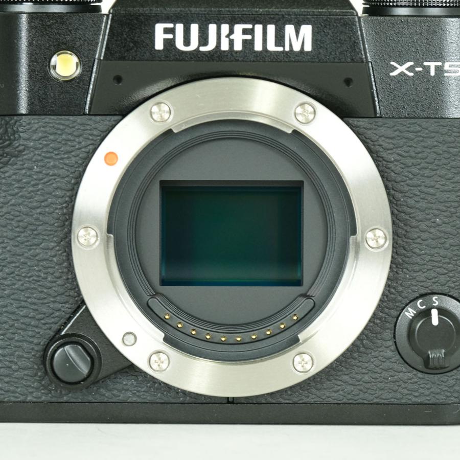 美品 | シャッター数2,142回] FUJIFILM X-T50 [ボディ ブラック] X