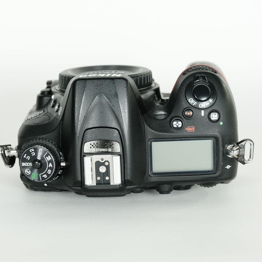 良品 | シャッター数12,000回] Nikon D7200 デジタル一眼レフカメラ