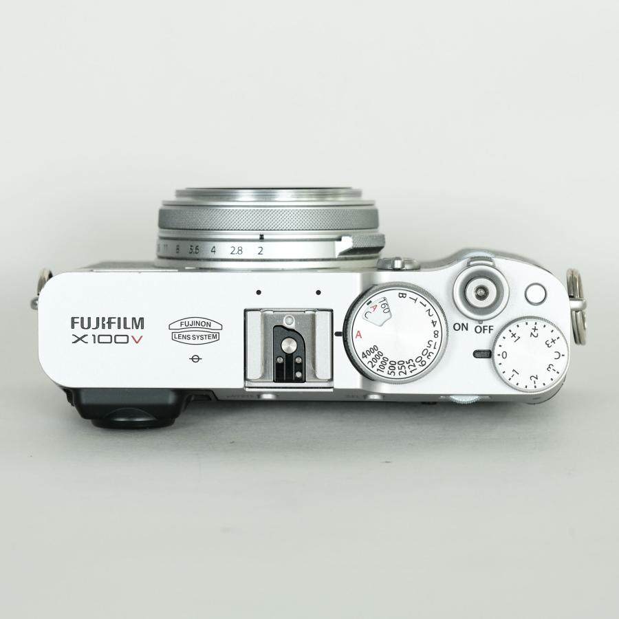美品｜シャッター数9,100回｜おまけ付] FUJIFILM X100V シルバー