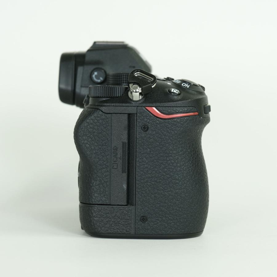 美品 | シャッター数740回] Nikon Z5 [ボディ] Zマウント : ONESCENE