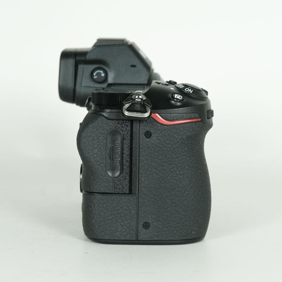 美品 | シャッター数1,534回｜XQDカード付] Nikon Z6 [ボディ] Z