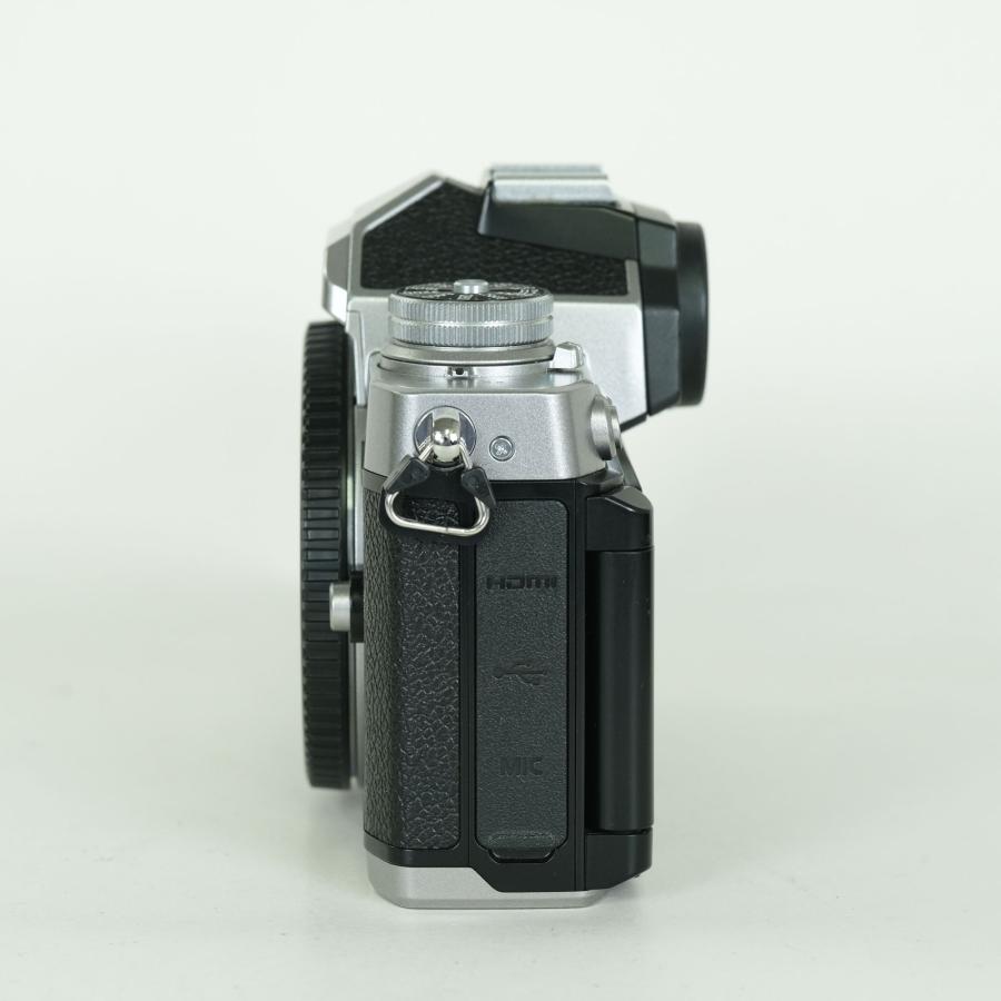 美品 | バッテリー2個・グリップ付] Nikon Z fc [ボディ シルバー] Z