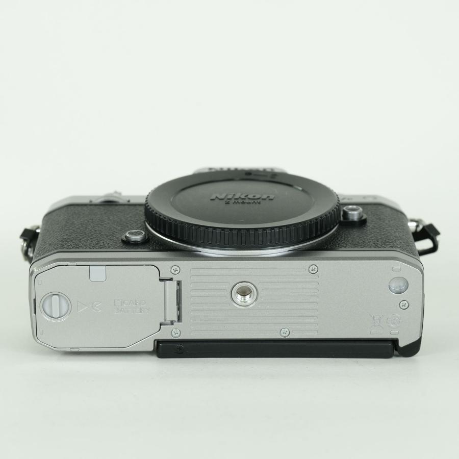 美品 | バッテリー2個・グリップ付] Nikon Z fc [ボディ シルバー] Z