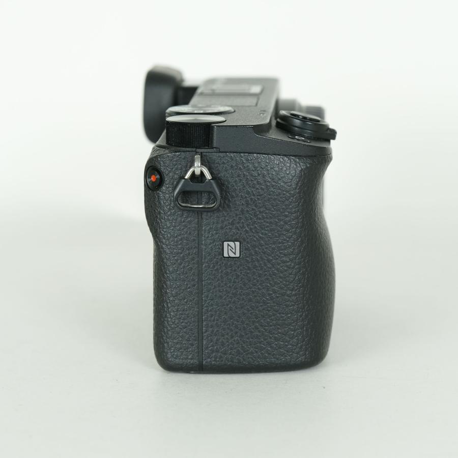 美品 | シャッター数14,470回] SONY α6300（ILCE-6300） Eマウント