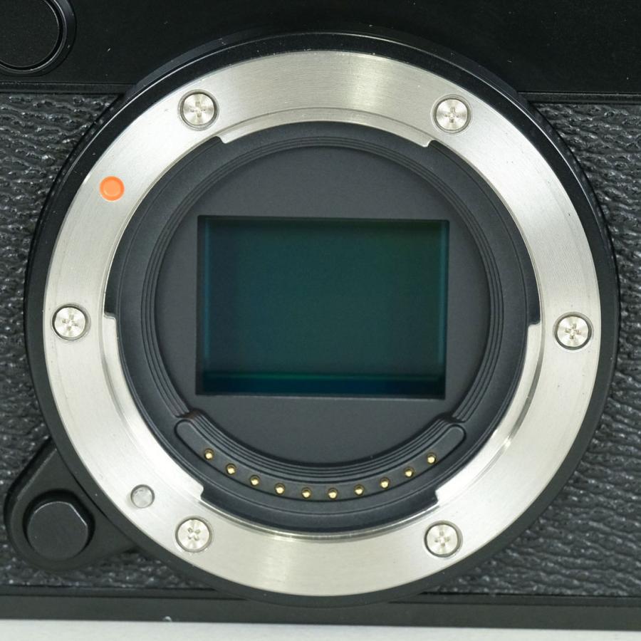 美品 | シャッター数4,396回] FUJIFILM X-E5 [ボディ ブラック] X