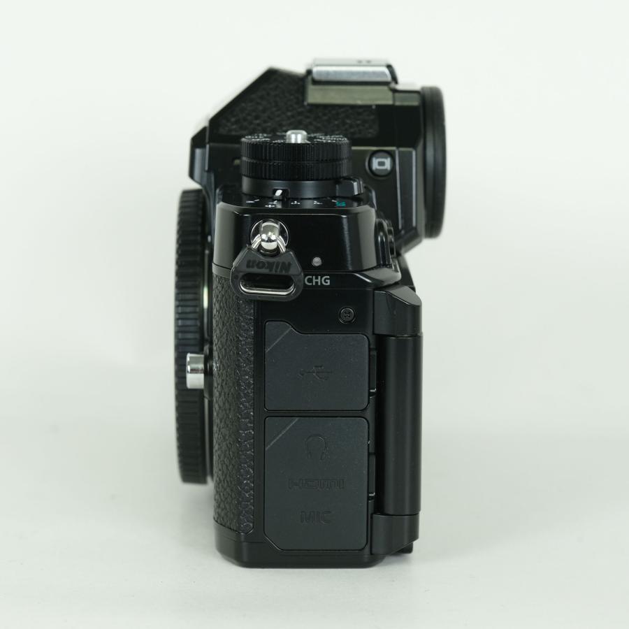 [美品 | シャッター数1，881回｜バッテリー2個・チャージャー付] Nikon Z f [ボディ] | Nikon Zマウント_2