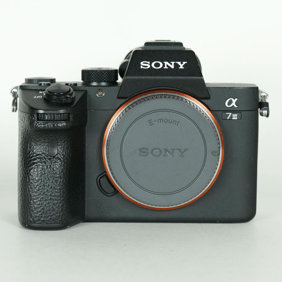 良品 | 別売り付属品多数] SONY α7 III（ILCE-7M3） [ボディ] E