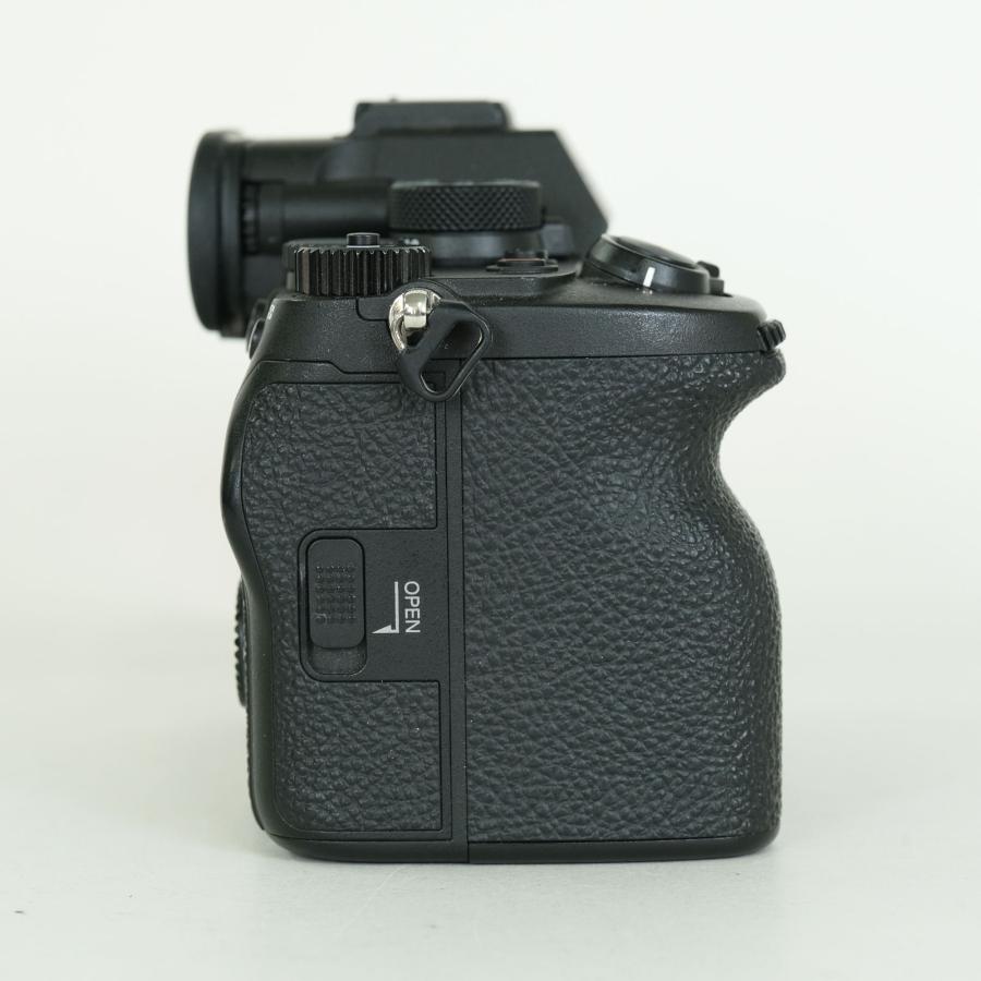 良品 | シャッター数35,871回] SONY α7R V（ILCE-7RM5） Eマウント