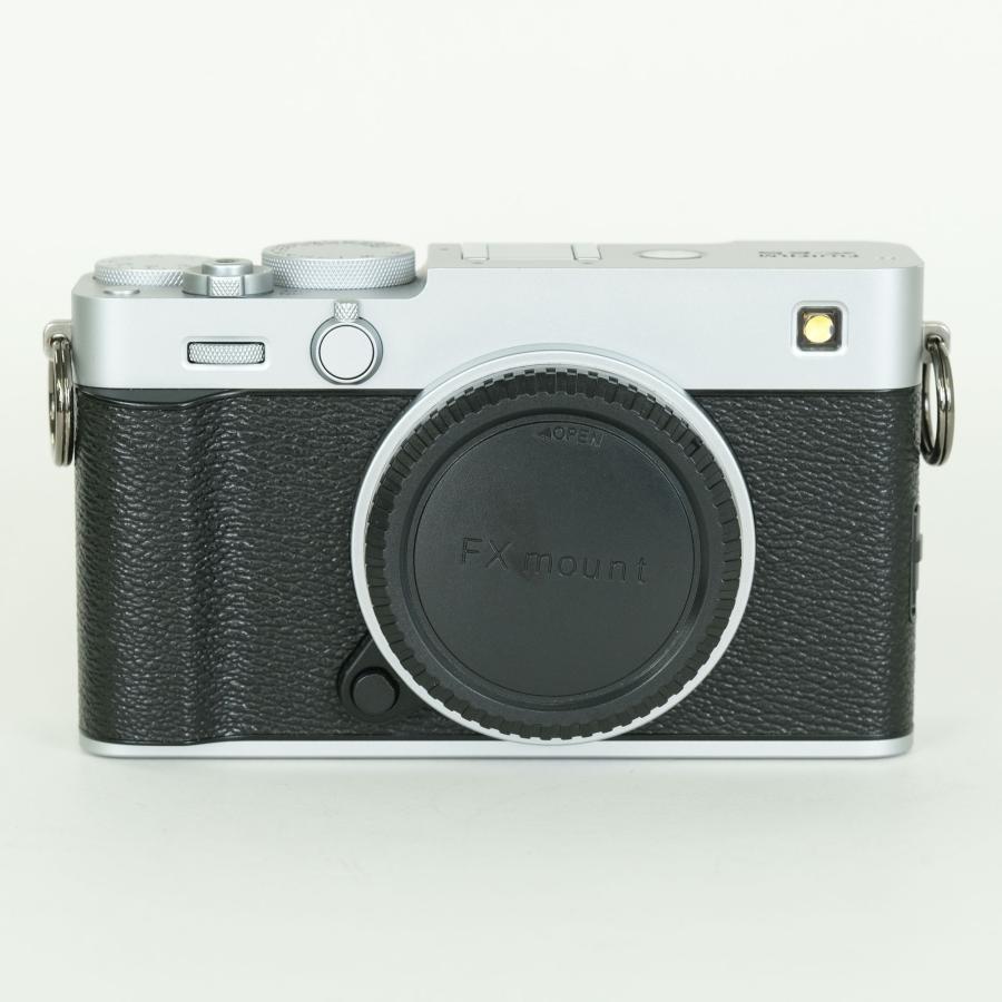 美品 | シャッター数2,050回] FUJIFILM X-E5 [ボディ シルバー] X