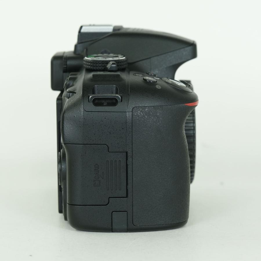 良品 | シャッター数14,581回] Nikon D5300 Fマウント : ONESCENE
