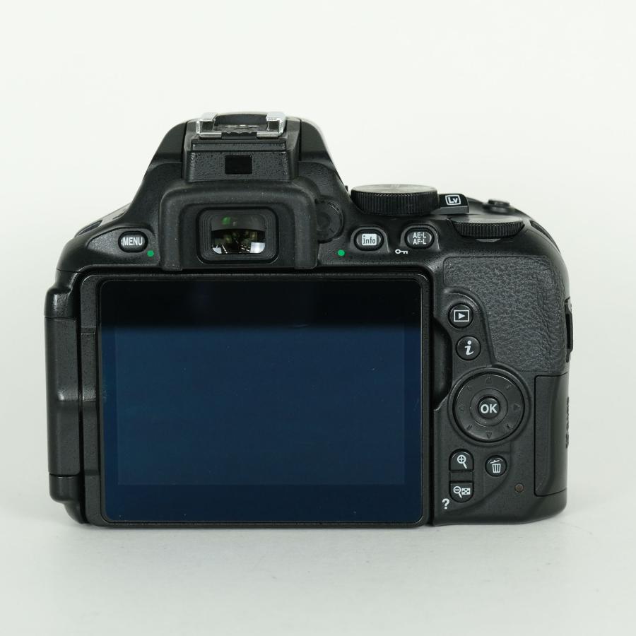 並品 | シャッター数56,800回] Nikon D5600 [ボディ] Fマウント