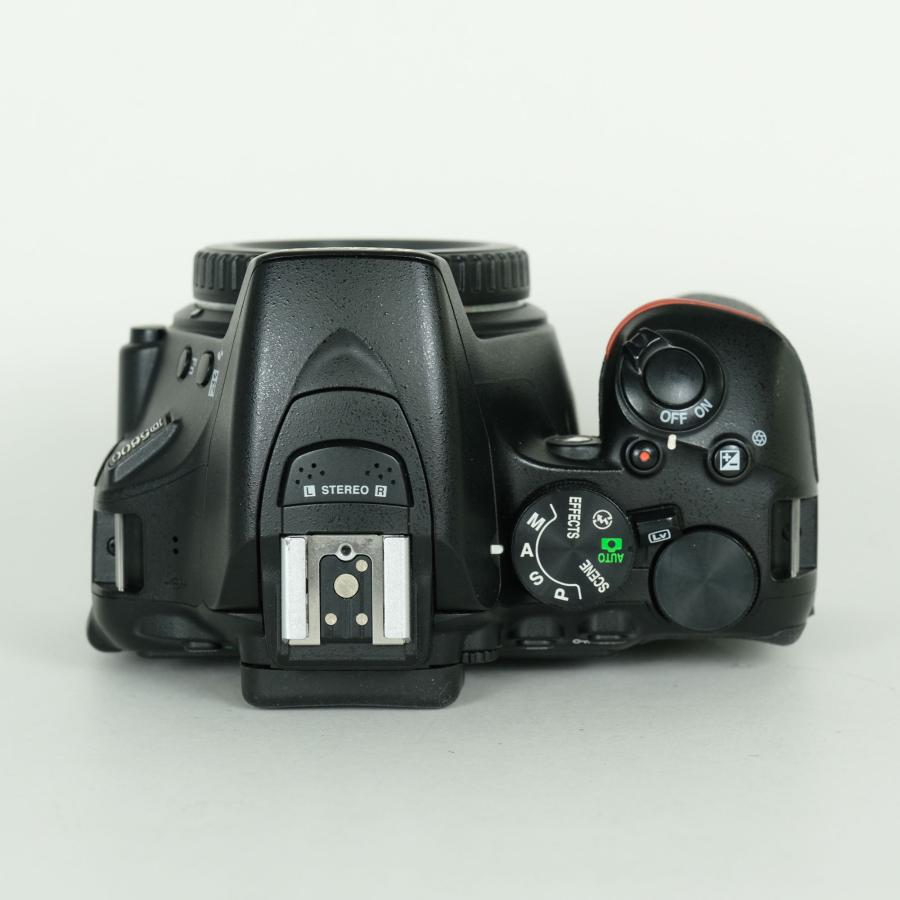 並品 | シャッター数56,800回] Nikon D5600 [ボディ] Fマウント