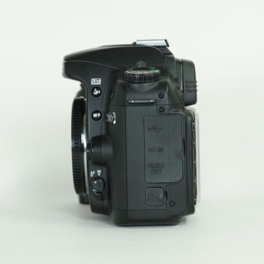 a*a様 【ショット数16回！】Nikon D80 ボディ 良品 | シャッター数13,088回] Nikon D80 ボディ ニコンFマウント