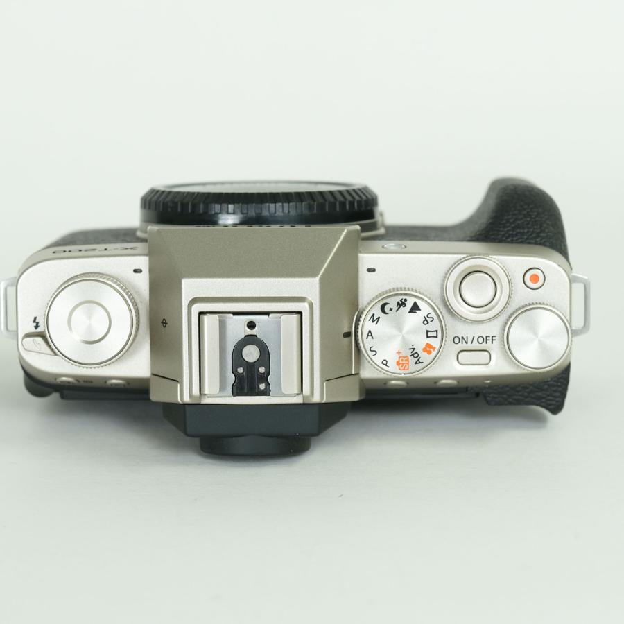 難あり品] FUJIFILM X-T200 ボディ シャンパンゴールド | 富士フイルム