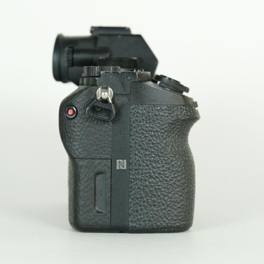 並品 | バッテリー2個・エクステンショングリップ付] SONY α7 II（ILCE