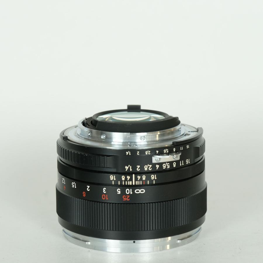 美品] Carl Zeiss Planar T* 50mm F1.4 ZF [ニコンF用] | Nikon F