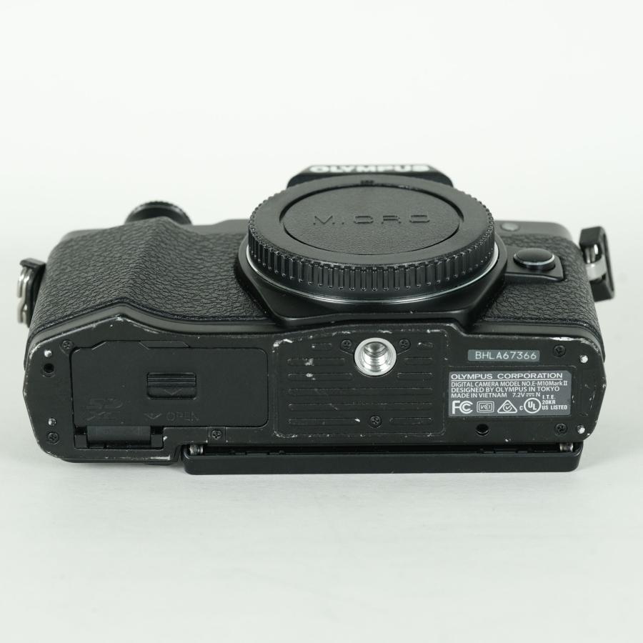 並品 | シャッター数6,546回] OLYMPUS OM-D E-M10 Mark II [ボディ