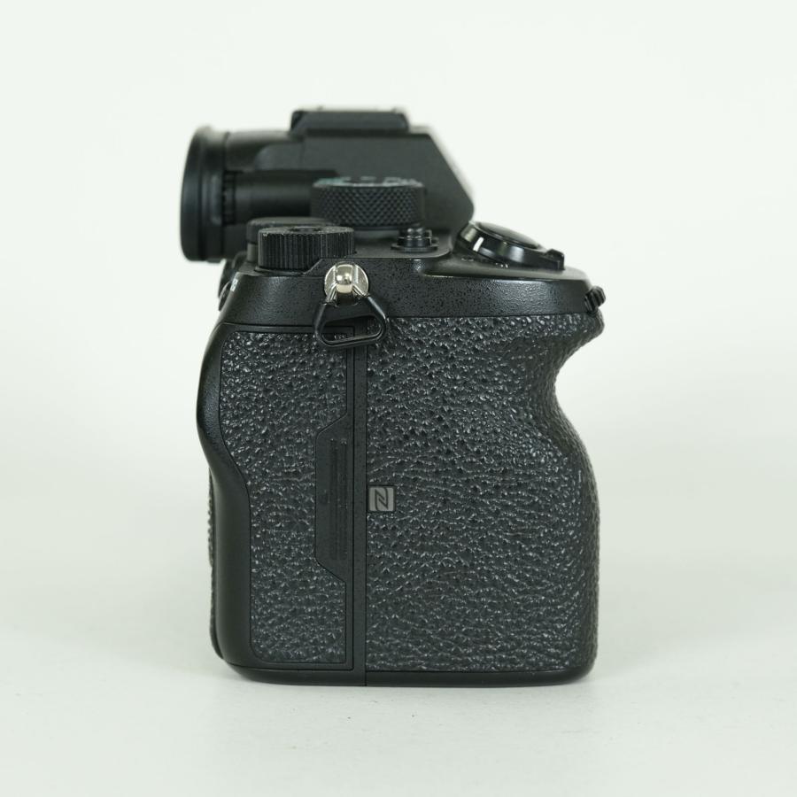 良品 | シャッター数147,230回] SONY α7R IV（ILCE-7RM4） Eマウント