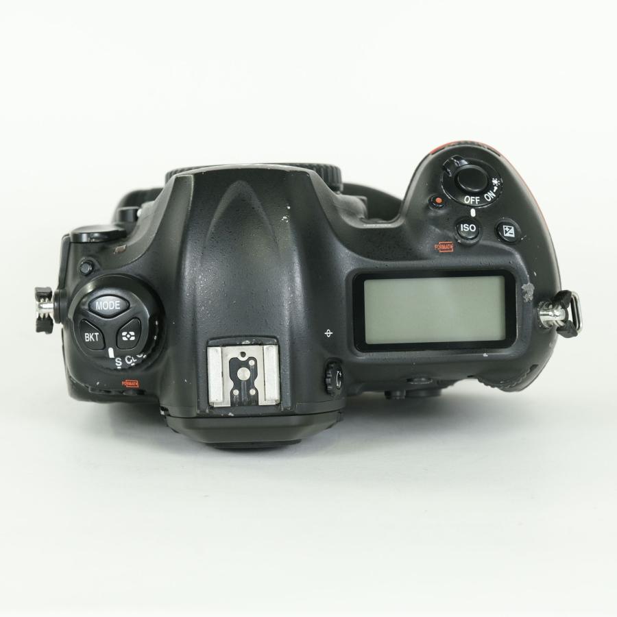 Nikon D5（XQD-Type）/ デジタル一眼レフ / ニコンFマウント 並品 | バッテリー2個付] Nikon D5 Fマウント : ONESCENE Yahoo!店