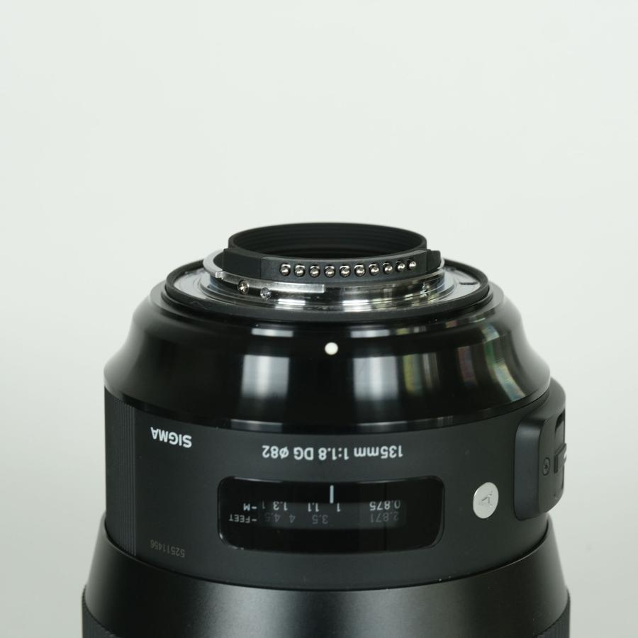 美品] SIGMA 135mm F1.8 DG HSM｜Art [ニコンF用] | Nikon Fマウント