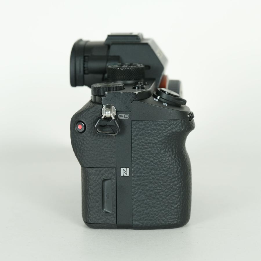 並品 | シャッター数440回｜L型ブラケット付] SONY α7S II（ILCE-7SM2